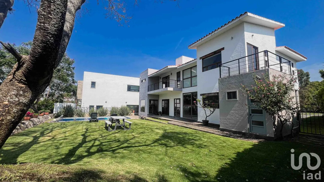 Casa en Venta en Ixtapan de la Sal, Ixtapan de la Sal, México | NEX-298190 | iad México | Foto 8 de 27