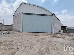 NEX-248472 - Bodega en Venta, con 4 recamaras, con 5 baños, con 1151 m2 de construcción.