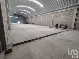 NEX-251946 - Bodega en Renta, con 4 recamaras, con 5 baños, con 1151 m2 de construcción.