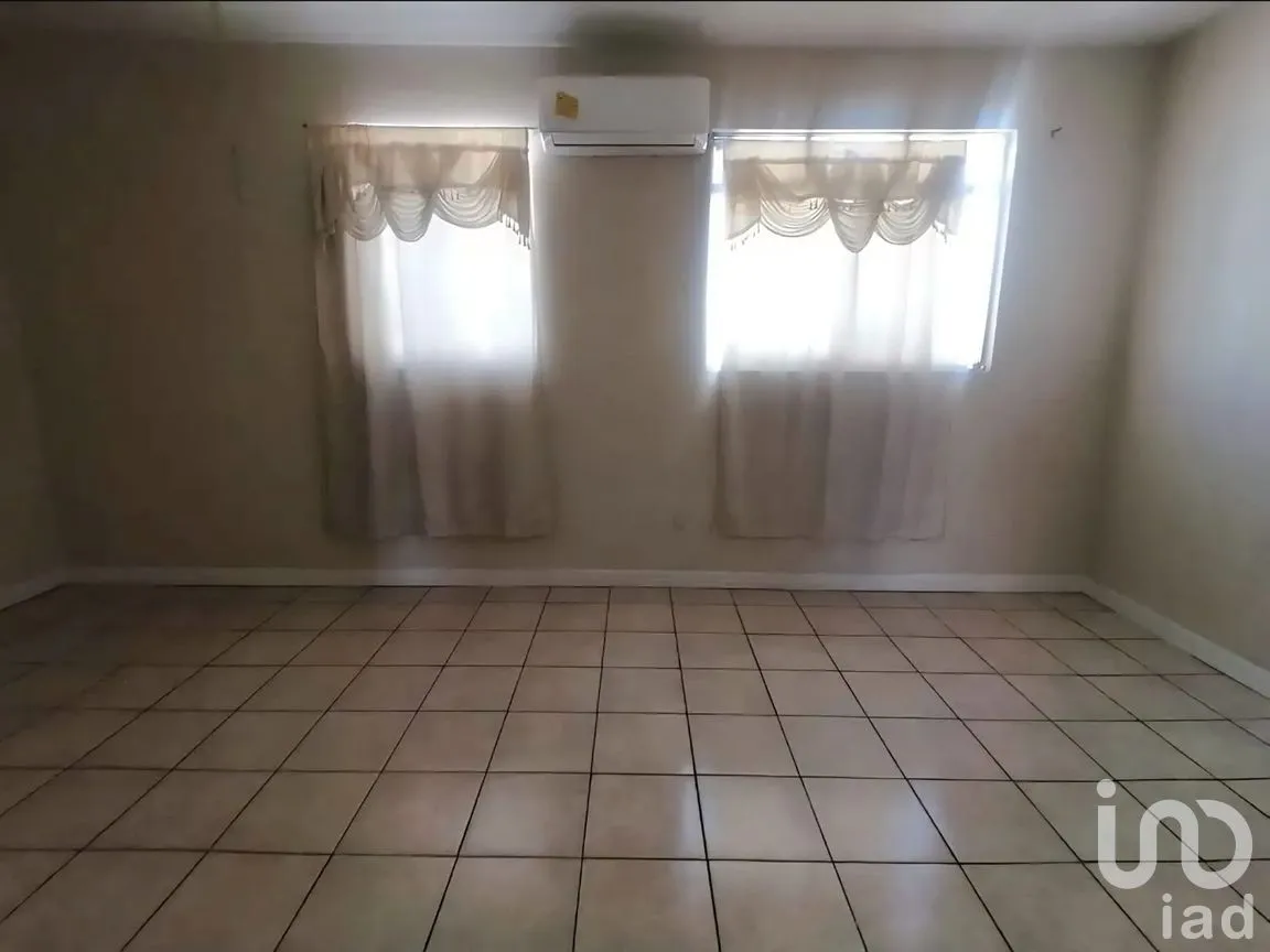 Casa en Venta en INFONAVIT Oasis, Juárez, Chihuahua | NEX-258396 | iad México | Foto 4 de 11