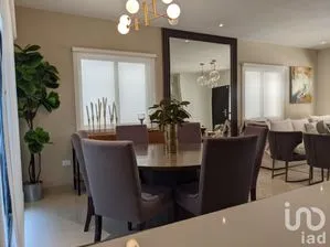 NEX-203092 - Casa en Venta, con 3 recamaras, con 3 baños, con 146 m2 de construcción en Hacienda la Cantera, CP 32546, Chihuahua.