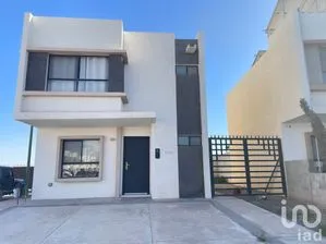 NEX-247351 - Casa en Venta, con 3 recamaras, con 1 baño, con 102 m2 de construcción en La Gavia Residencial, CP 32544, Chihuahua.