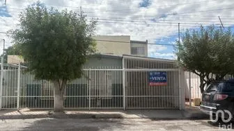 NEX-259561 - Casa en Venta, con 7 recamaras, con 3 baños, con 260 m2 de construcción en San Ángel, CP 32389, Chihuahua.