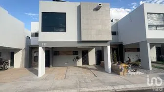 NEX-292577 - Casa en Renta, con 3 recamaras, con 2 baños, con 190 m2 de construcción en Waterfill Río Bravo, CP 32553, Chihuahua.