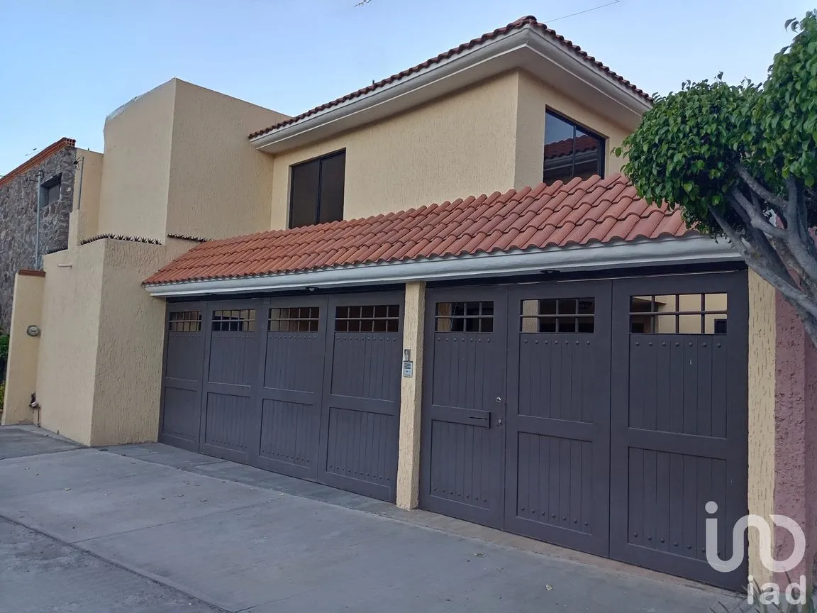 Casa en Venta en Lomas 3a Secc, San Luis Potosí, San Luis Potosí | NEX-237780 | iad México | Foto 1 de 21