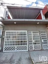 NEX-189672 - Casa en Renta, con 4 recamaras, con 2 baños, con 198 m2 de construcción en Comalcalco Centro, CP 86300, Tabasco.