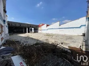 NEX-254894 - Terreno en Venta, con 300 m2 de construcción.