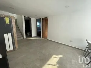 NEX-246561 - Departamento en Renta, con 2 recamaras, con 1 baño, con 77 m2 de construcción.