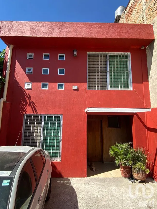Casa en Venta en La Tijera, Tlajomulco de Zúñiga, Jalisco | NEX-204173 | iad México | Foto 1 de 16