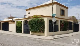 NEX-189825 - Casa en Venta, con 4 recamaras, con 2 baños, con 140 m2 de construcción en Villa del Rey Tercera Etapa, CP 21353, Baja California.