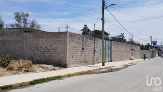 NEX-198023 - Bodega en Renta, con 1 recamara, con 1 baño, con 204 m2 de construcción en La Concepción, CP 56035, México.