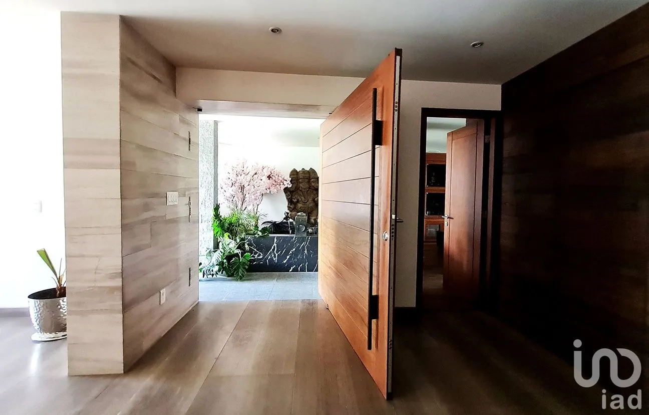 Casa en Venta en Paseo de las Lomas, Álvaro Obregón, Ciudad de México | NEX-203011 | iad México | Foto 7 de 42
