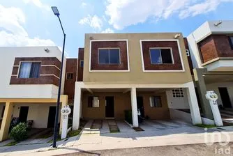NEX-203777 - Casa en Venta, con 3 recamaras, con 2 baños, con 108 m2 de construcción en Ciudad del Sol, CP 76116, Querétaro.
