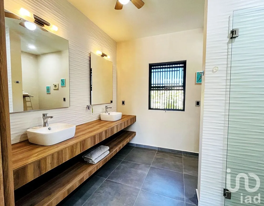 Casa en Venta en Abajo, San Pedro Mixtepec -Dto. 22 -, Oaxaca | NEX-239099 | iad México | Foto 22 de 26