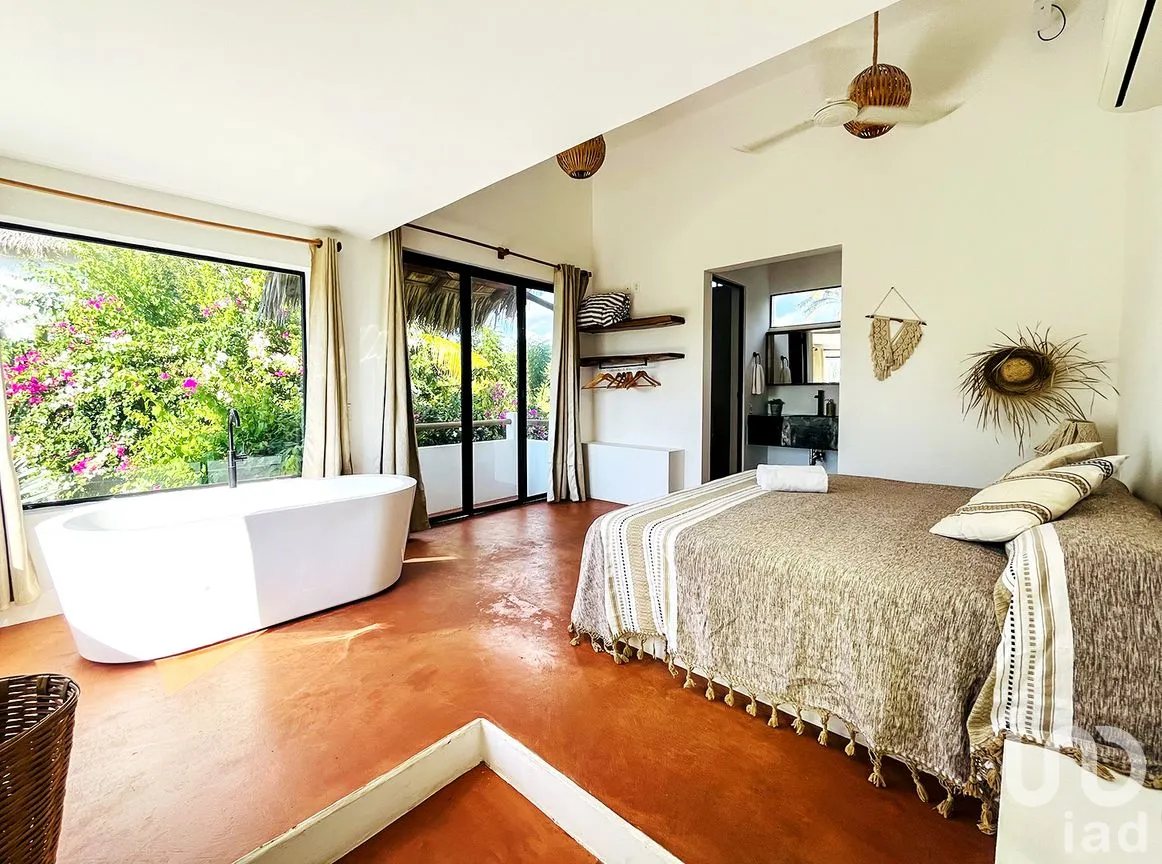 Casa en Venta en Punta de Zicatela, Santa María Colotepec, Oaxaca | NEX-239124 | iad México | Foto 14 de 22