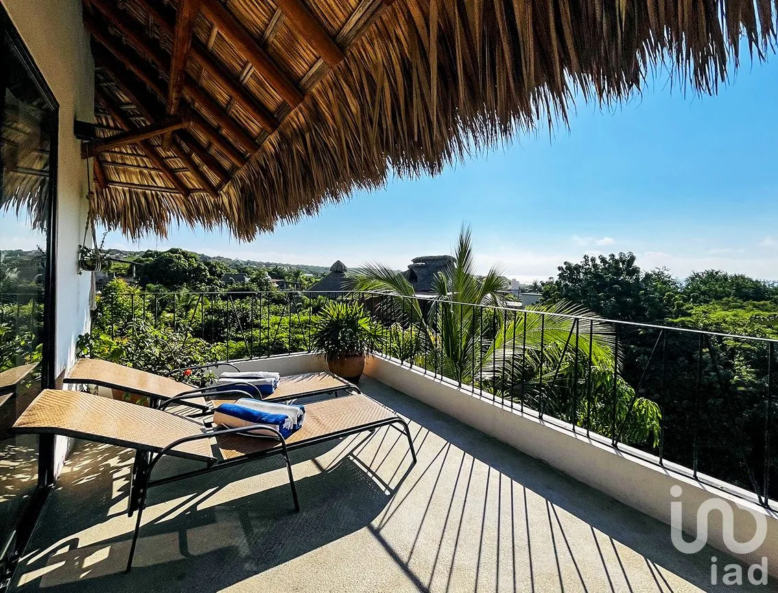 Casa en Venta en Punta de Zicatela, Santa María Colotepec, Oaxaca | NEX-239124 | iad México | Foto 5 de 22
