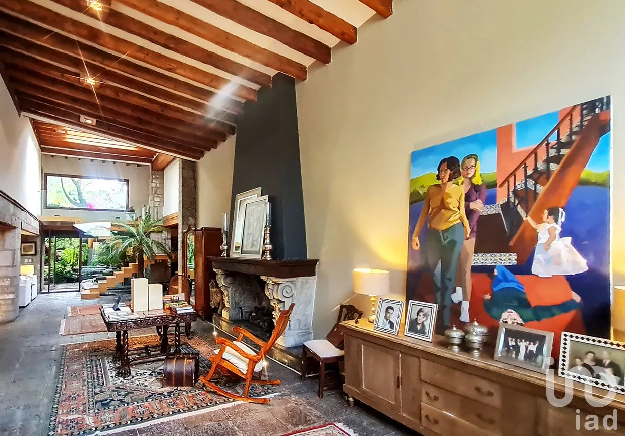 Casa en Venta en Paseo de las Lomas, Álvaro Obregón, Ciudad de México | NEX-242346 | iad México | Foto 2 de 50