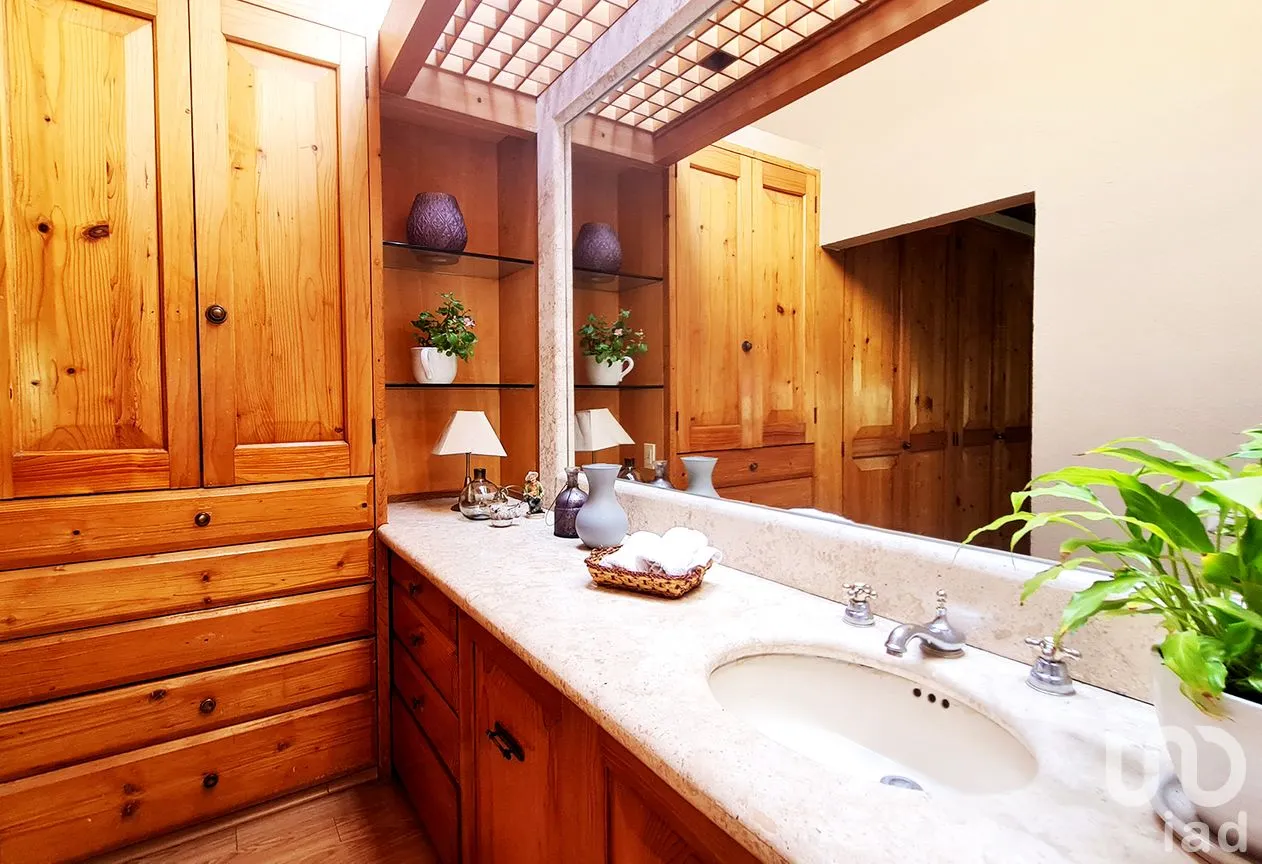 Casa en Venta en Paseo de las Lomas, Álvaro Obregón, Ciudad de México | NEX-242346 | iad México | Foto 16 de 50