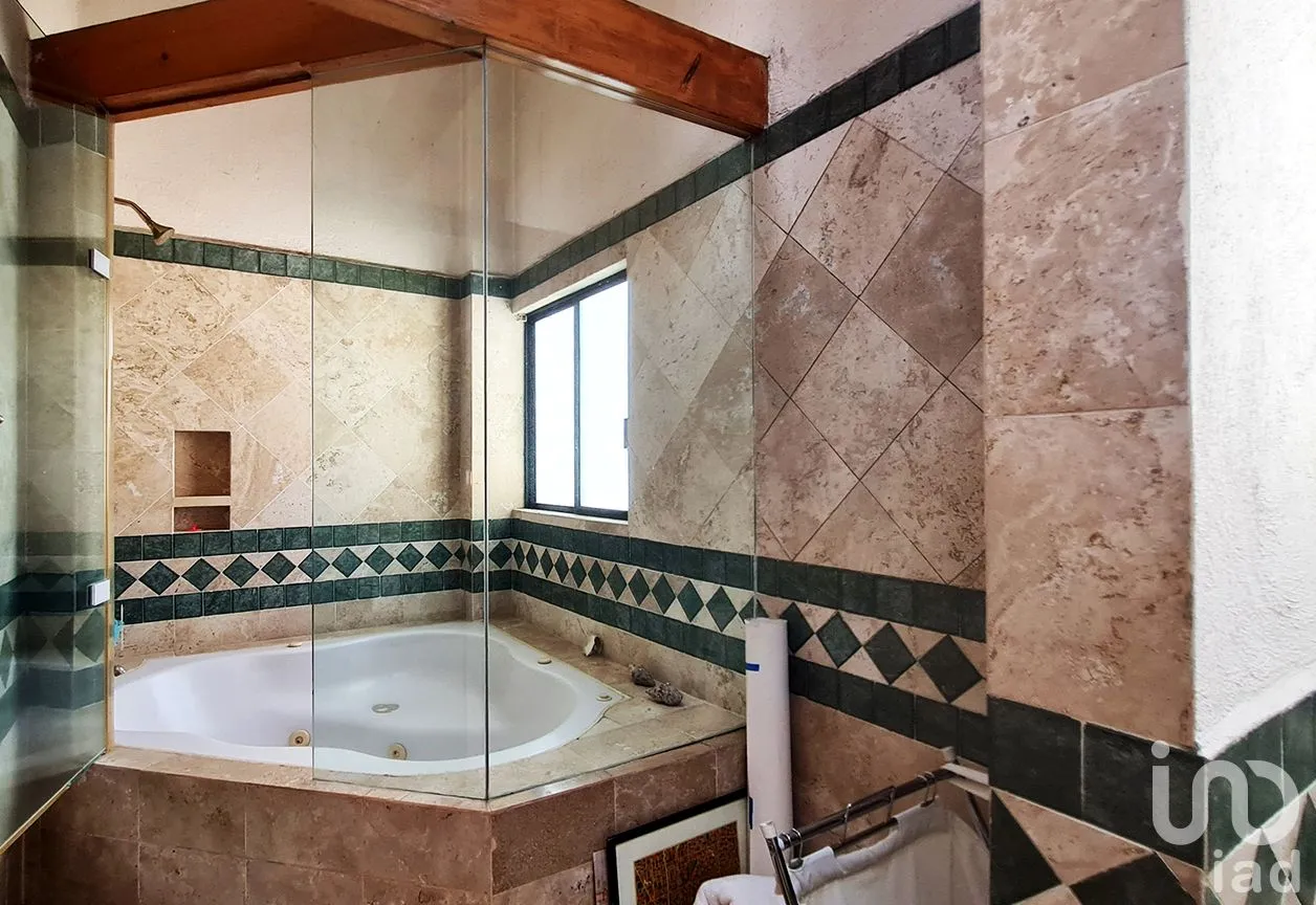 Casa en Venta en Paseo de las Lomas, Álvaro Obregón, Ciudad de México | NEX-242346 | iad México | Foto 40 de 50