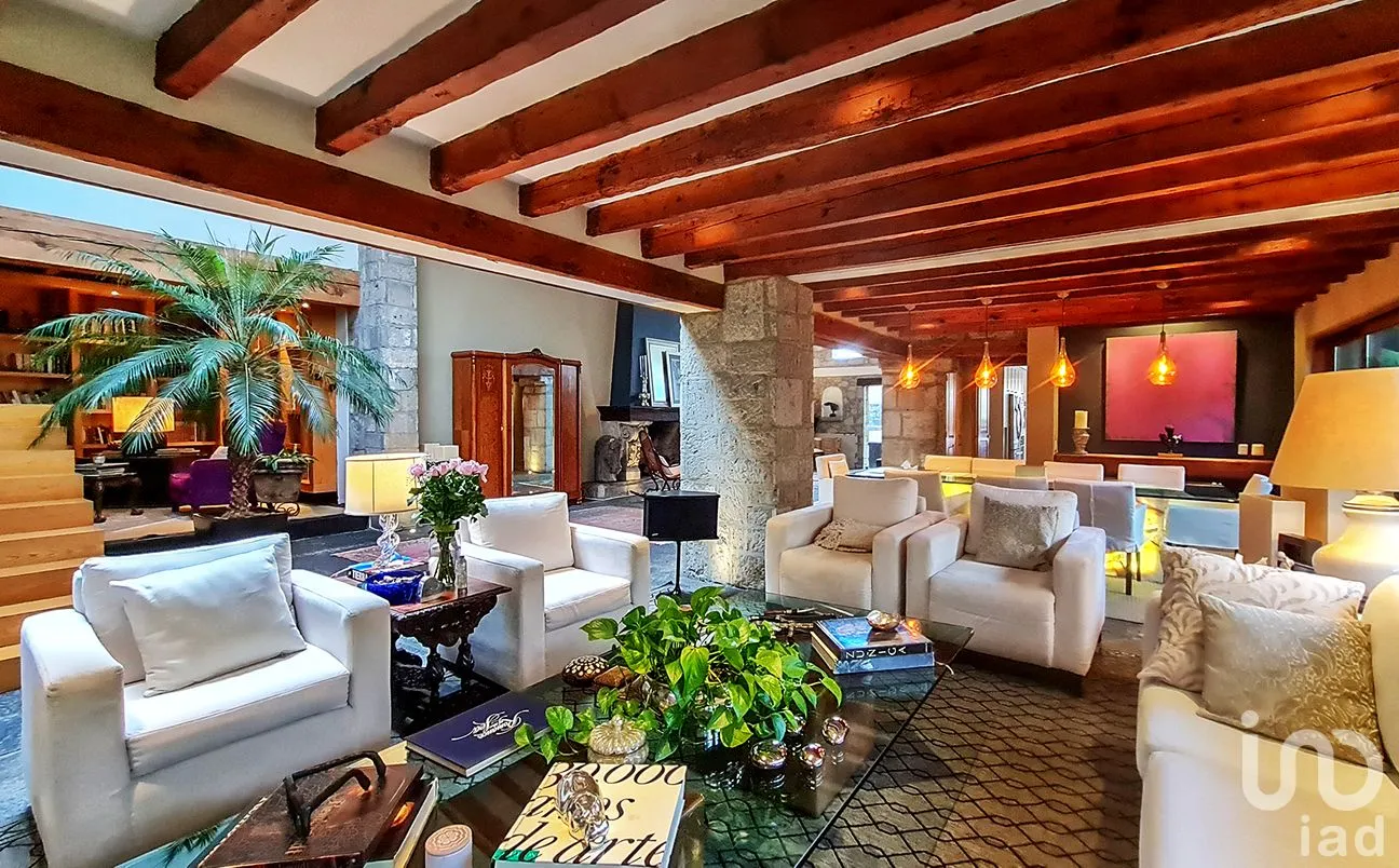 Casa en Venta en Paseo de las Lomas, Álvaro Obregón, Ciudad de México | NEX-242346 | iad México | Foto 6 de 50