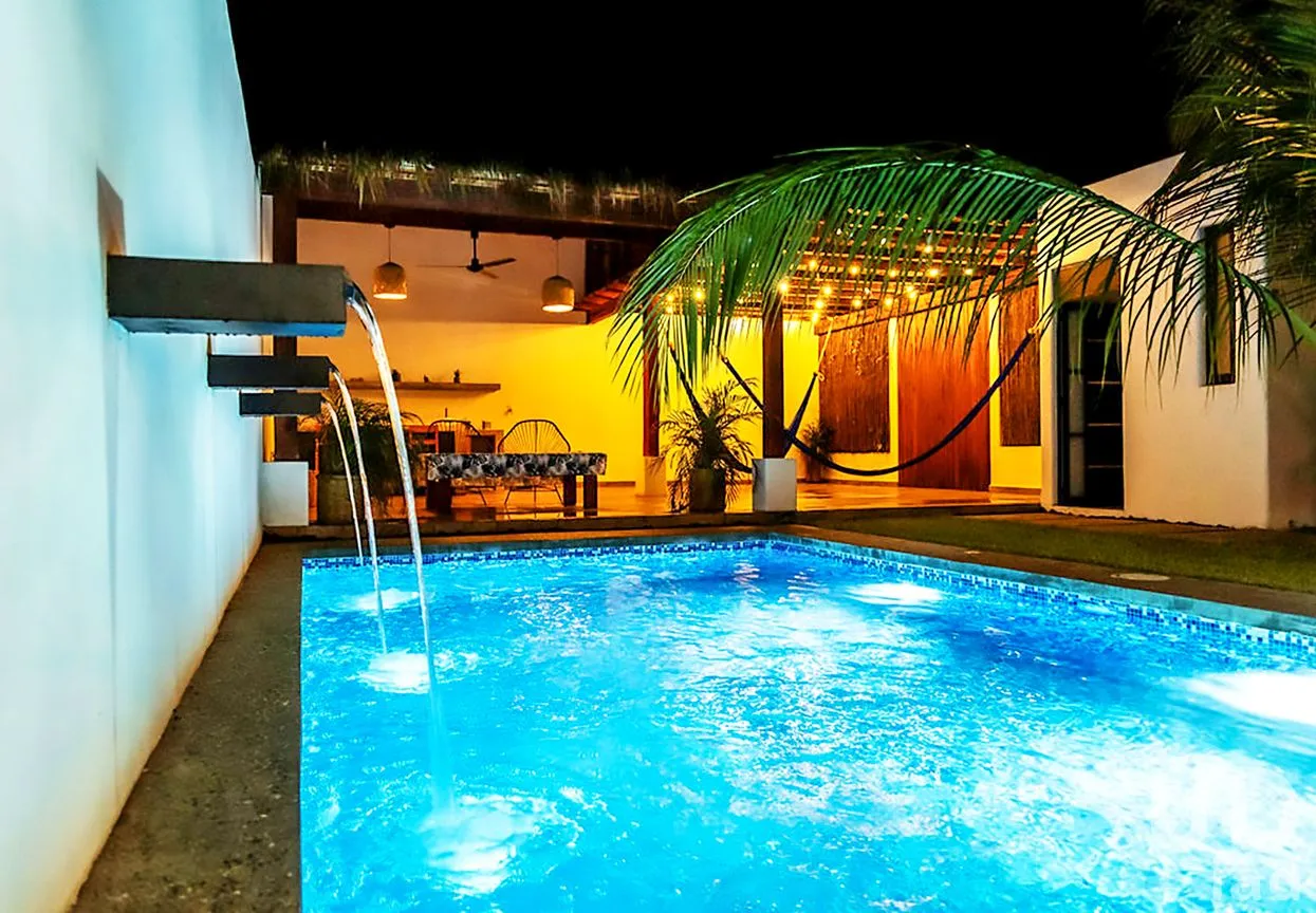 Casa en Venta en Brisas de Zicatela, Santa María Colotepec, Oaxaca | NEX-248418 | iad México | Foto 1 de 25