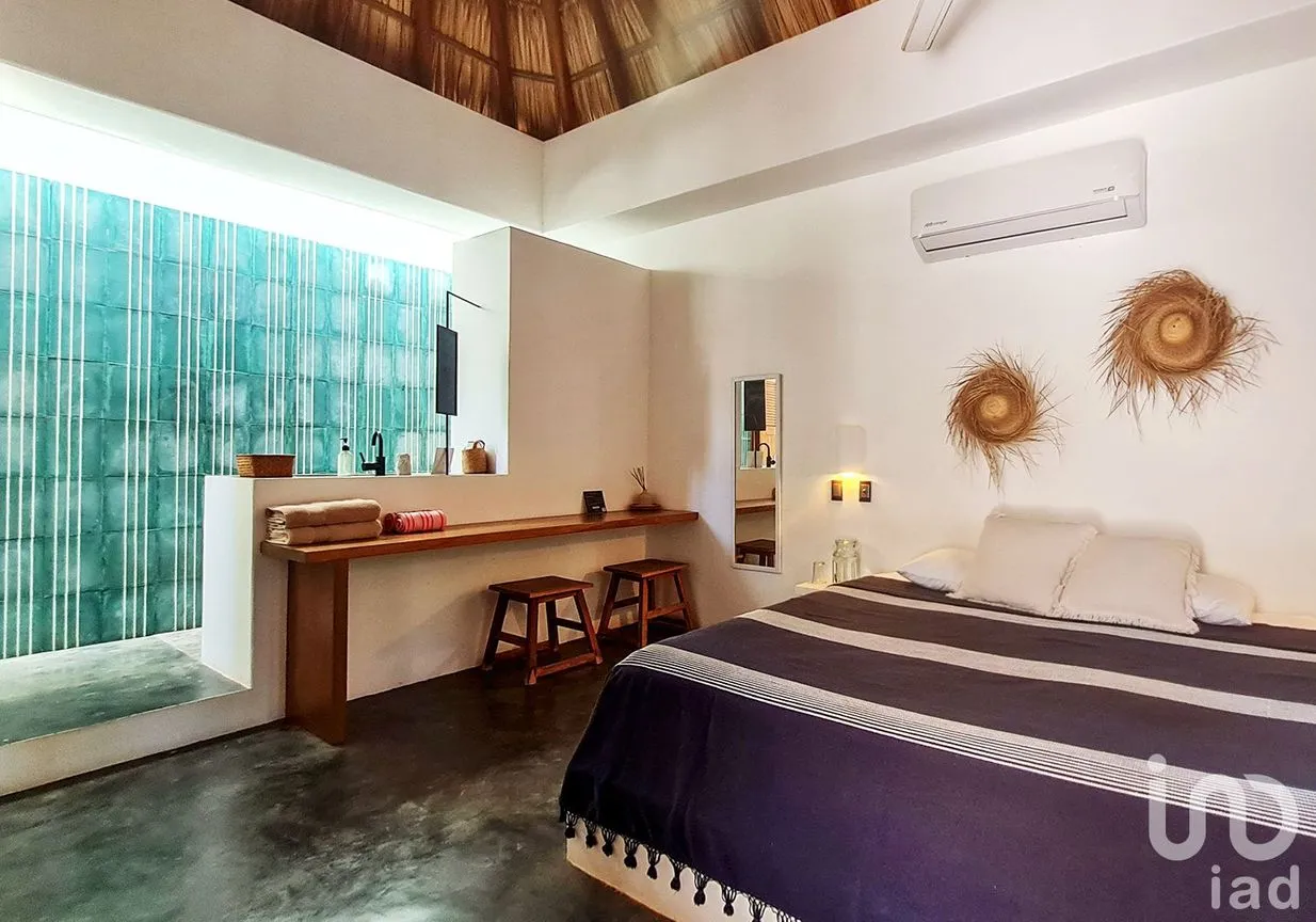Casa en Venta en Punta de Zicatela, Santa María Colotepec, Oaxaca | NEX-248513 | iad México | Foto 17 de 27