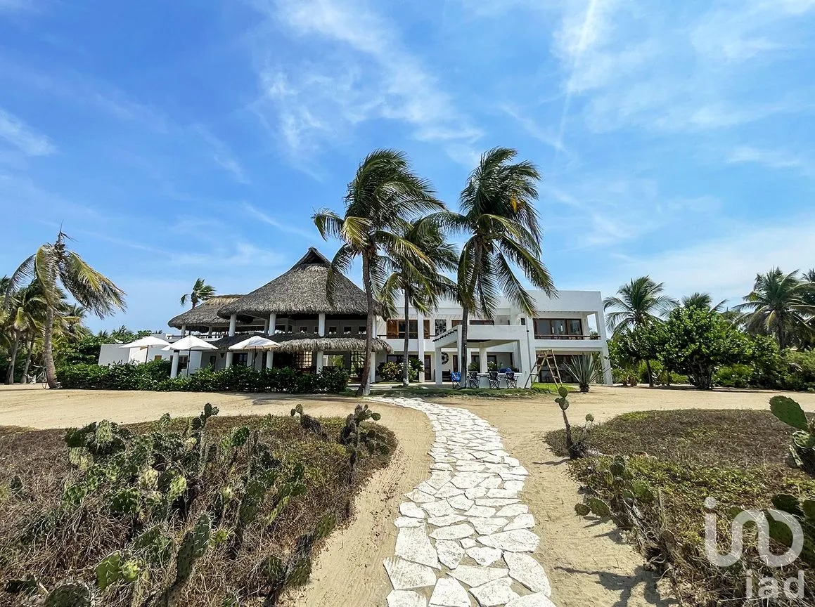 Casa en Venta en El Tomatal, Santa María Colotepec, Oaxaca | NEX-248787 | iad México | Foto 6 de 14