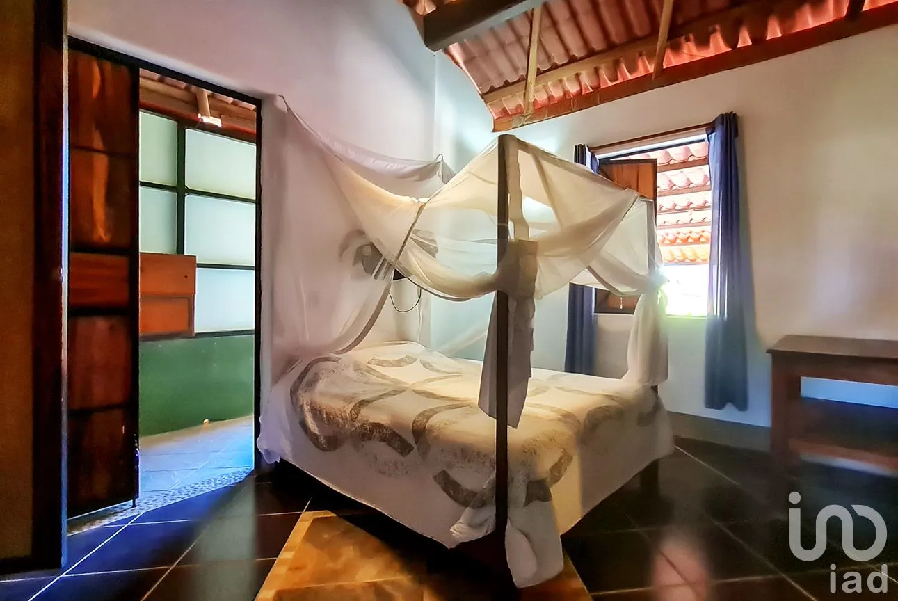 Casa en Venta en Punta de Zicatela, Santa María Colotepec, Oaxaca | NEX-250199 | iad México | Foto 14 de 34