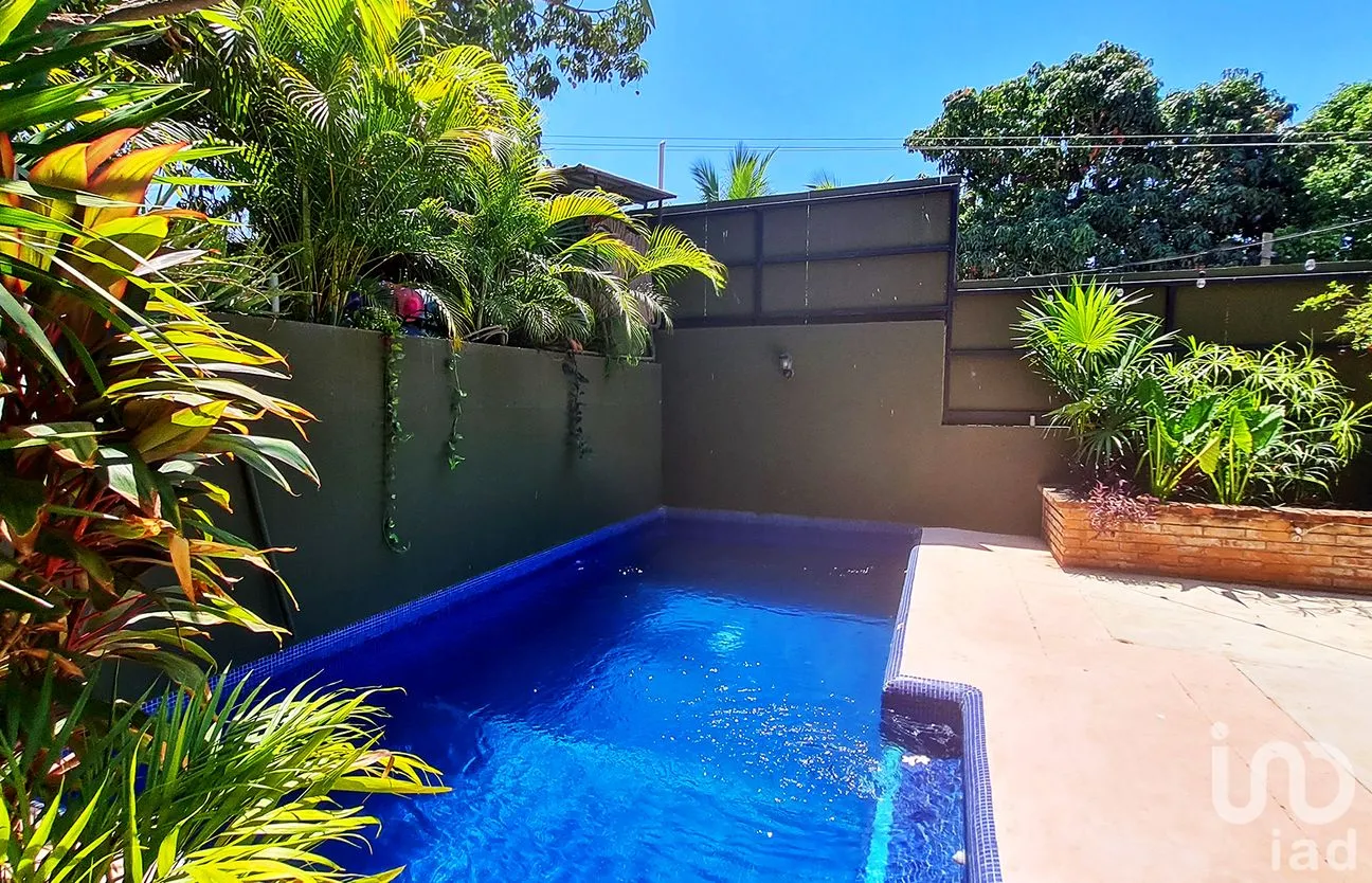 Casa en Venta en Punta de Zicatela, Santa María Colotepec, Oaxaca | NEX-250199 | iad México | Foto 4 de 34