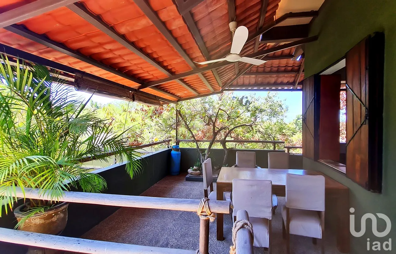 Casa en Venta en Punta de Zicatela, Santa María Colotepec, Oaxaca | NEX-250199 | iad México | Foto 7 de 34