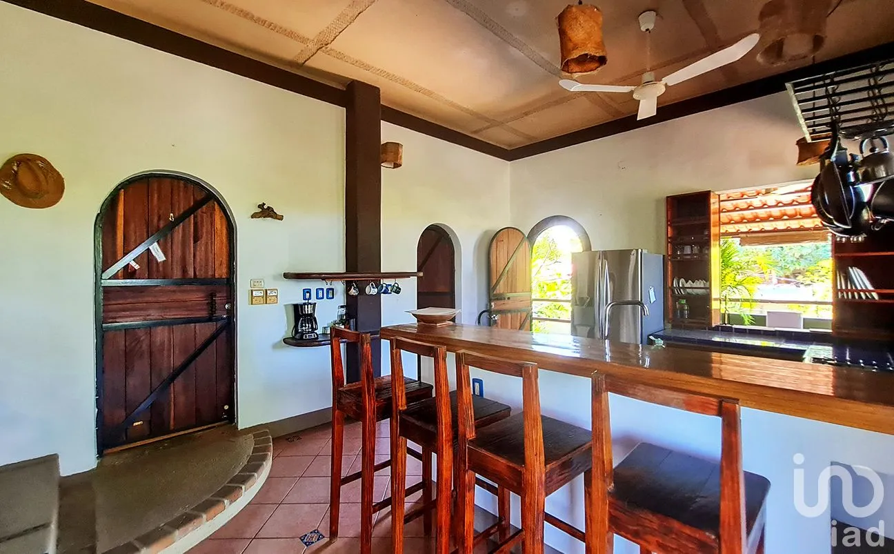 Casa en Venta en Punta de Zicatela, Santa María Colotepec, Oaxaca | NEX-250199 | iad México | Foto 10 de 34