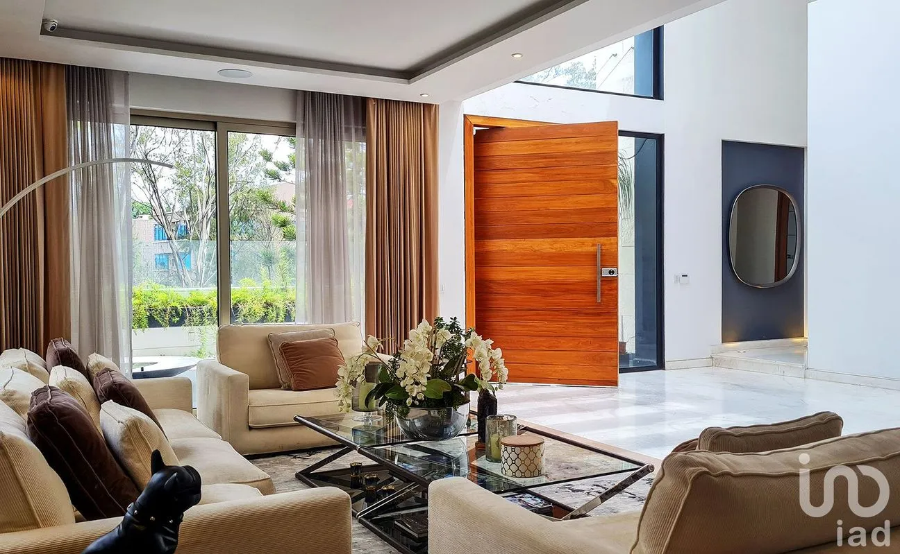 Casa en Venta en Bosques de las Lomas, Cuajimalpa de Morelos, Ciudad de México | NEX-250417 | iad México | Foto 9 de 72