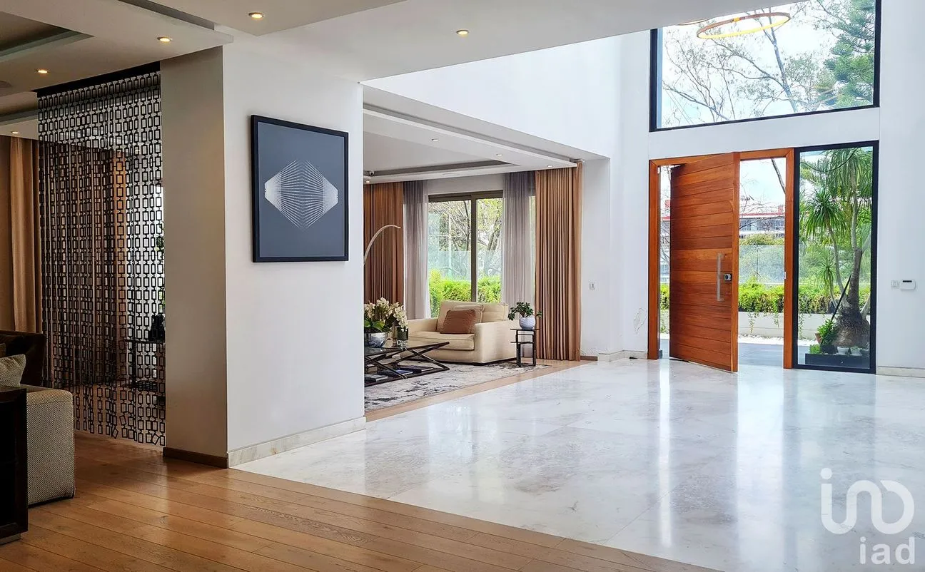 Casa en Venta en Bosques de las Lomas, Cuajimalpa de Morelos, Ciudad de México | NEX-250417 | iad México | Foto 10 de 72