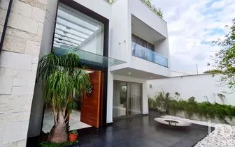 NEX-253450 - Casa en Renta, con 5 recamaras, con 5 baños, con 1250 m2 de construcción.