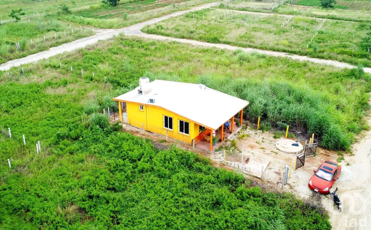 Casa en Venta en Barra de Navidad, Santa María Colotepec, Oaxaca | NEX-255200 | iad México | Foto 1 de 11