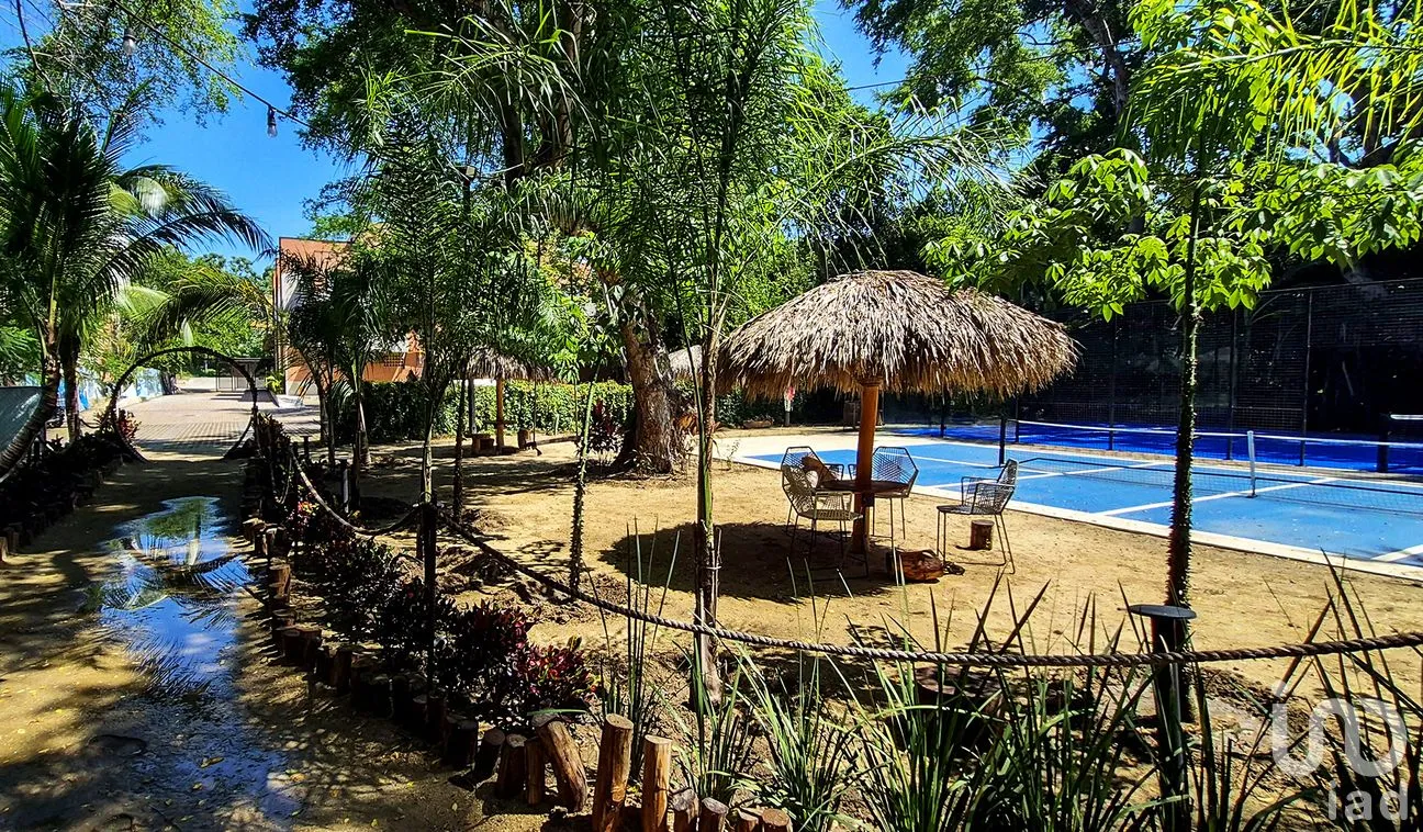 Departamento en Venta en Puerto Escondido (Puerto Escondido), San Pedro Mixtepec -Dto. 22 -, Oaxaca | NEX-262232 | iad México | Foto 22 de 38