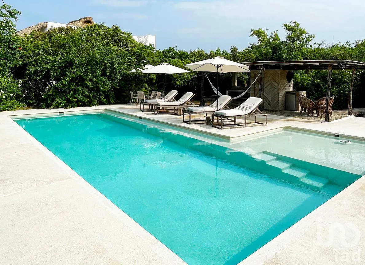 Casa en Venta en Ventanilla, Santa María Colotepec, Oaxaca | NEX-286175 | iad México | Foto 2 de 22