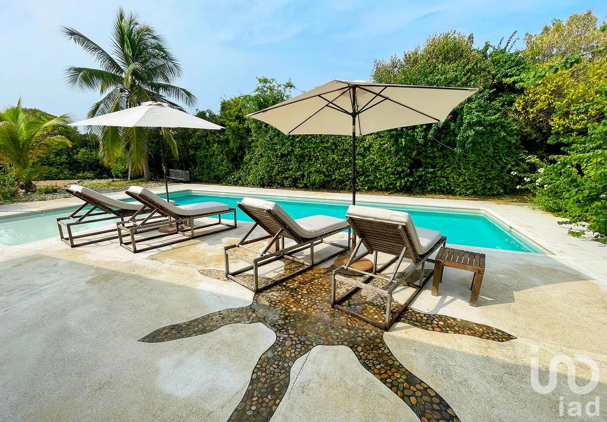 Casa en Venta en Ventanilla, Santa María Colotepec, Oaxaca | NEX-286175 | iad México | Foto 3 de 22