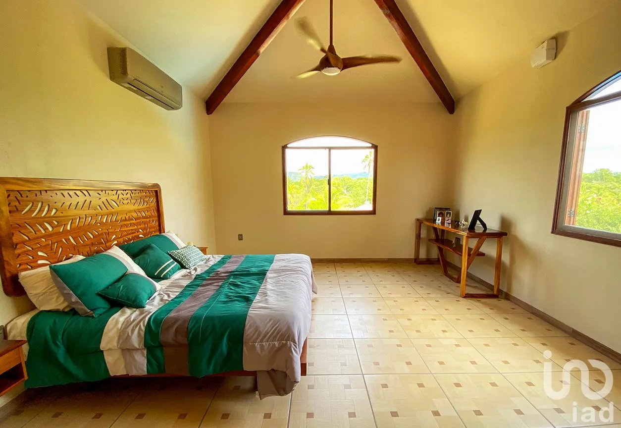 Casa en Venta en Laguna Encantada, Santa María Colotepec, Oaxaca | NEX-286179 | iad México | Foto 13 de 16