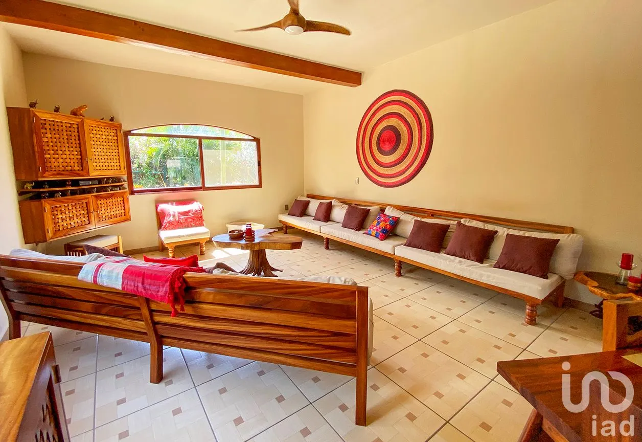 Casa en Venta en Laguna Encantada, Santa María Colotepec, Oaxaca | NEX-286179 | iad México | Foto 4 de 16