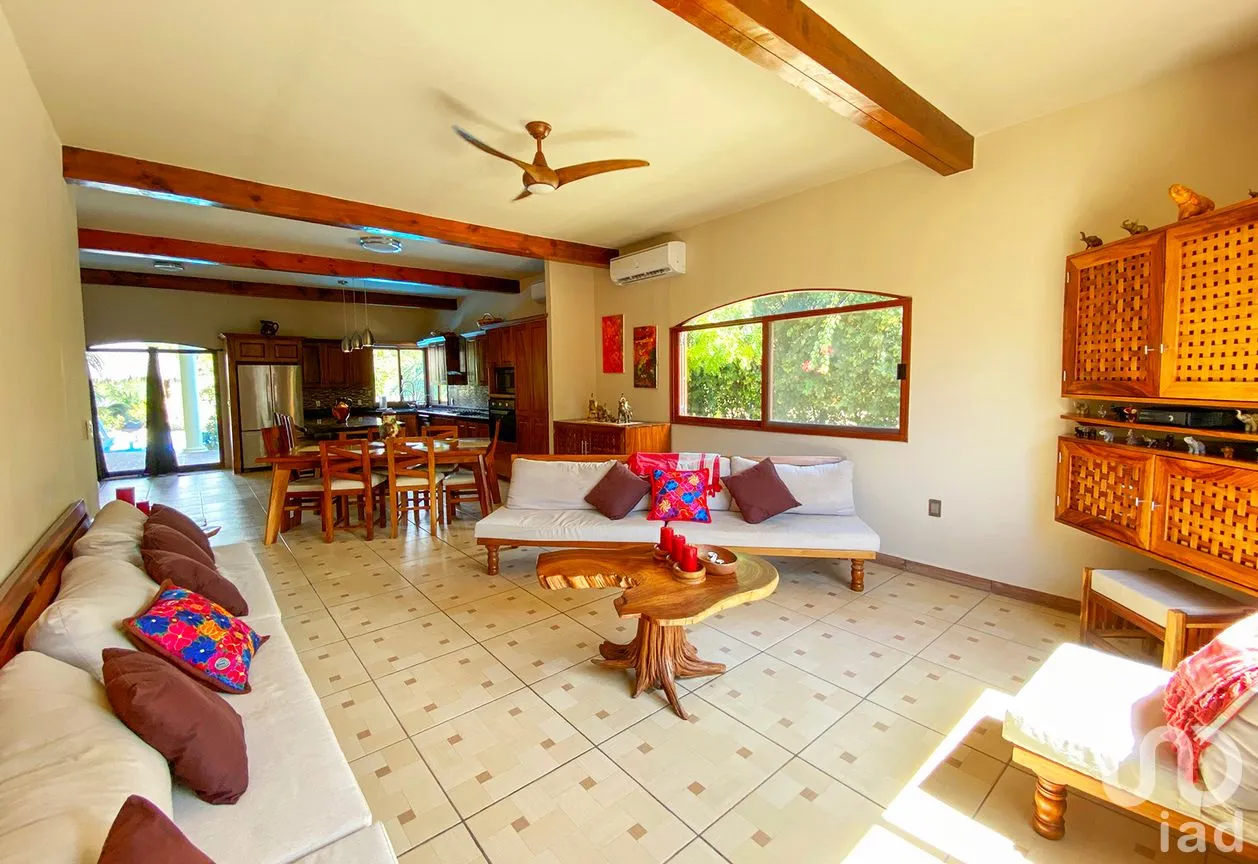 Casa en Venta en Laguna Encantada, Santa María Colotepec, Oaxaca | NEX-286179 | iad México | Foto 5 de 16