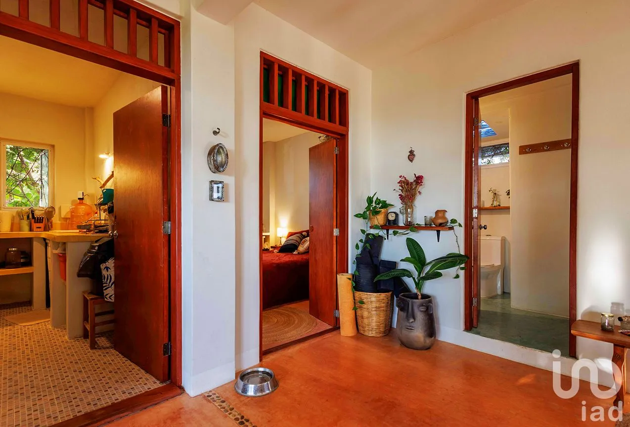 Casa en Venta en Puerto Escondido Centro, San Pedro Mixtepec -Dto. 22 -, Oaxaca | NEX-292698 | iad México | Foto 16 de 57