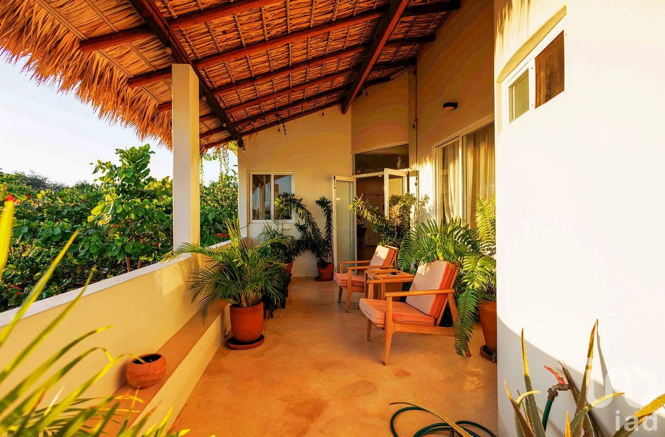 Casa en Venta en Puerto Escondido Centro, San Pedro Mixtepec -Dto. 22 -, Oaxaca | NEX-292698 | iad México | Foto 29 de 57