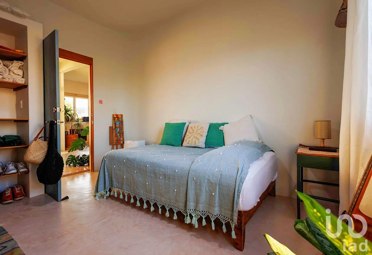 Casa en Venta en Puerto Escondido Centro, San Pedro Mixtepec -Dto. 22 -, Oaxaca | NEX-292698 | iad México | Foto 44 de 57