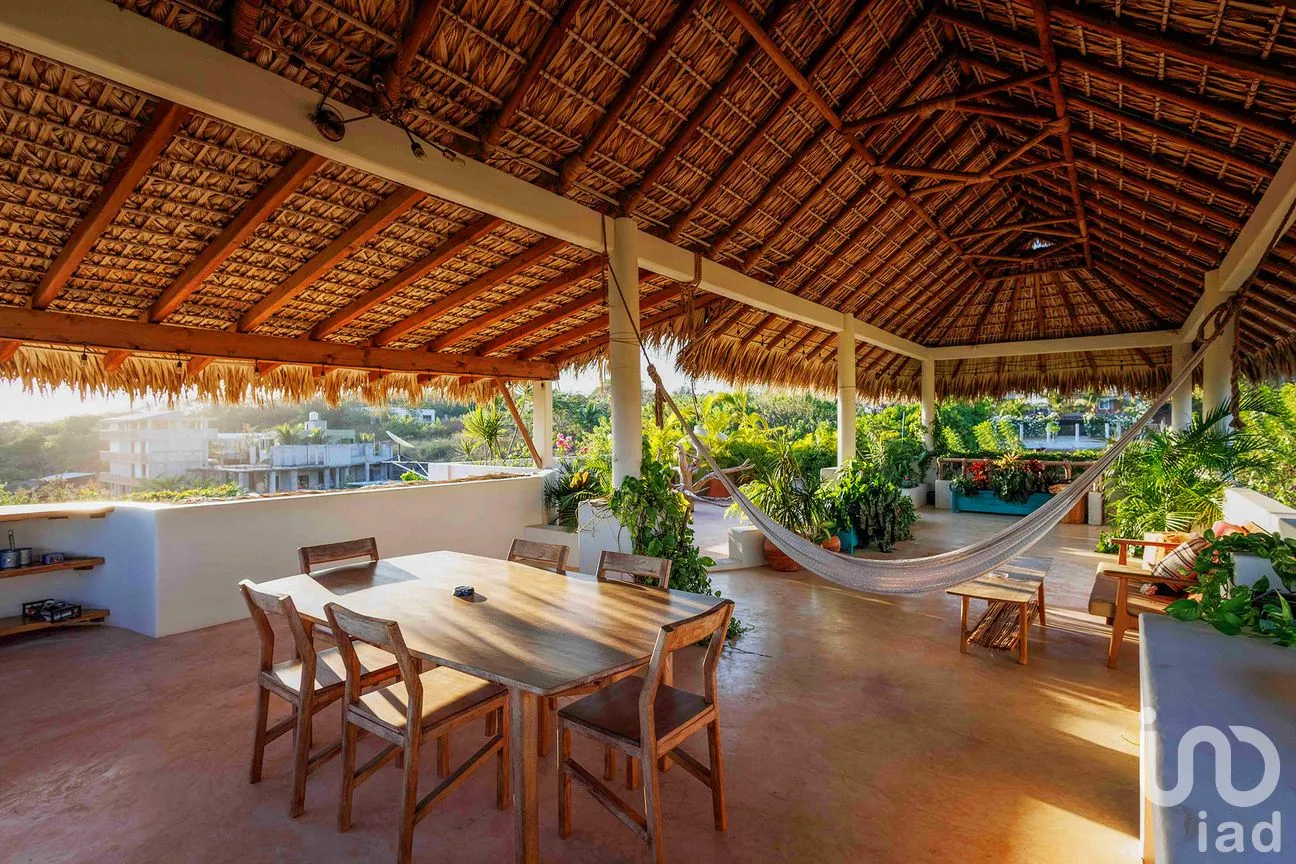 Casa en Venta en Puerto Escondido Centro, San Pedro Mixtepec -Dto. 22 -, Oaxaca | NEX-292698 | iad México | Foto 52 de 57