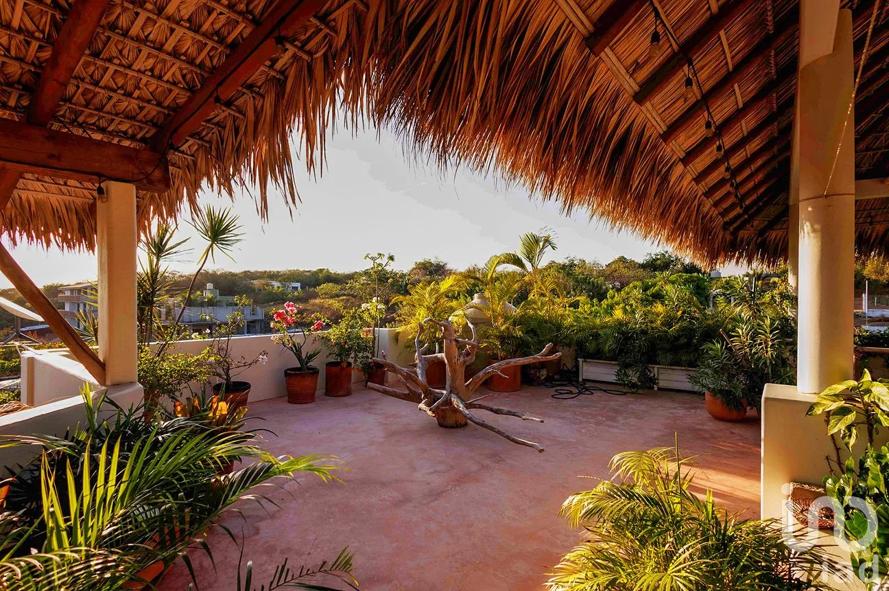 Casa en Venta en Puerto Escondido Centro, San Pedro Mixtepec -Dto. 22 -, Oaxaca | NEX-292698 | iad México | Foto 53 de 57