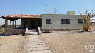 NEX-205816 - Casa en Venta, con 3 recamaras, con 2 baños, con 160 m2 de construcción en Capadero (San Isidro Capadero), CP 37893, Guanajuato.