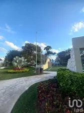 NEX-202628 - Casa en Venta, con 3 recamaras, con 3 baños, con 118 m2 de construcción en Jardines del Sur, CP 77536, Quintana Roo.