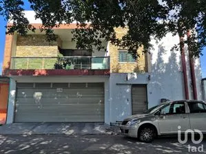 NEX-12148 - Casa en Venta, con 3 recamaras, con 2 baños, con 288 m2 de construcción en Puente Moreno, CP 94274, Veracruz de Ignacio de la Llave.