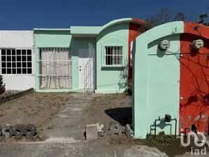 NEX-248465 - Casa en Venta, con 1 recamara, con 1 baño, con 41 m2 de construcción en Real de los Pinos, CP 91808, Veracruz de Ignacio de la Llave.